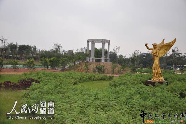 ���������@����