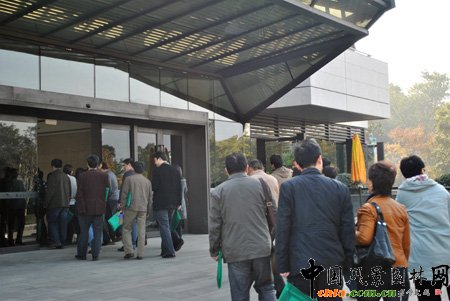 11��11�����磬�������L���ǳ��Ј@���B�o���g�c������ӑ���ں�����¡���_Ļ�����Է��L���ǵ؅^��36��