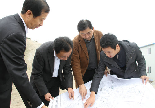 �����Ј@���@�F��չ�@�Ƚ�1800ƽ�׈@�� �ʬF�ܶ�������tɫ�L��