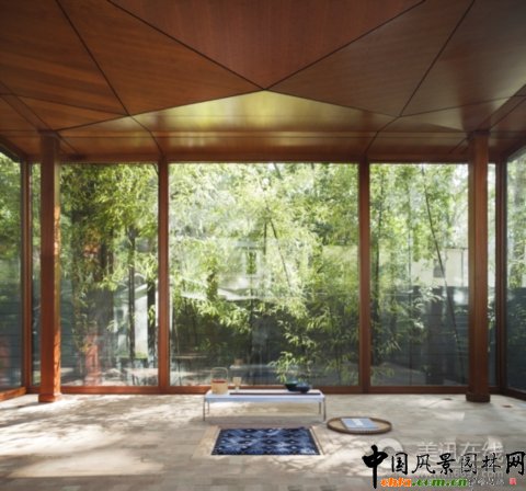 �������ҵ��@��ʯ���\�Y�������ǈ@��֮��Ư����һ�w��ʯ�����܇��������܉������˼�S�����á�