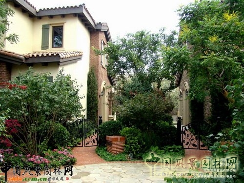 白祖華龍湖滟瀾山景觀設(shè)計(jì)規(guī)劃設(shè)計(jì)師中國(guó)風(fēng)景園林網(wǎng)