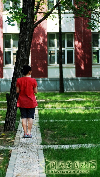 郭明 景觀設(shè)計(jì) 北京園博會(huì) 設(shè)計(jì)師廣場(chǎng) 北大醫(yī)學(xué)部 中國(guó)風(fēng)景園林網(wǎng)