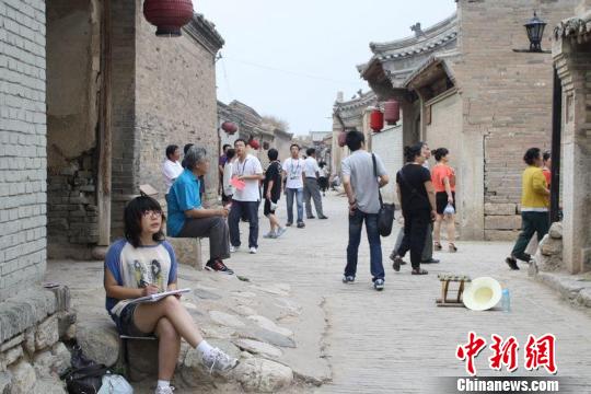 暖泉鎮(zhèn)西古堡