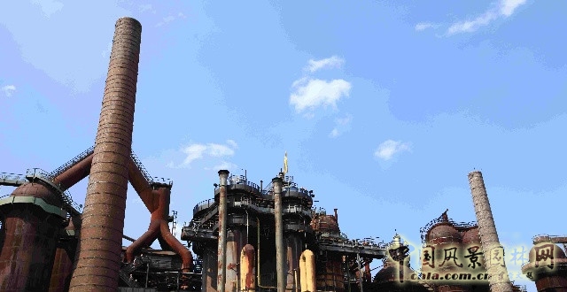 鱗次櫛比的煙囪，是工業化的象征