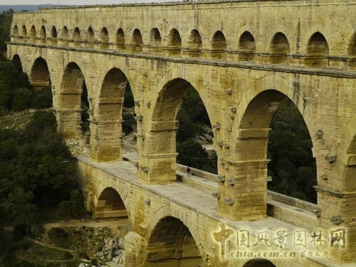 加爾橋 中國風(fēng)景園林網(wǎng)