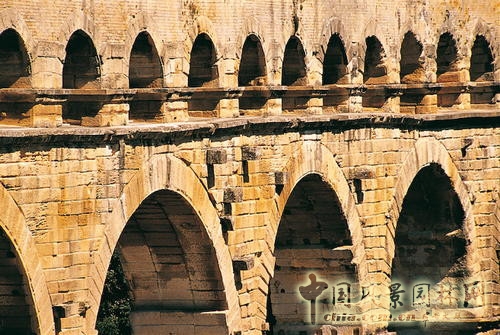 加爾橋 中國風景園林網(wǎng)