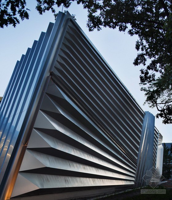 扎哈?哈迪德設計的廣義藝術博物館