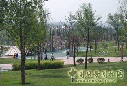 唐城墻遺址公園（曲江段）