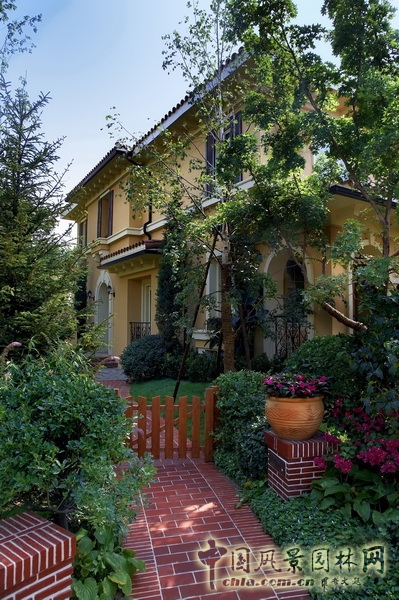 住宅景觀獎 金獎 龍湖 滟瀾山 景觀設計 中國風景園林網