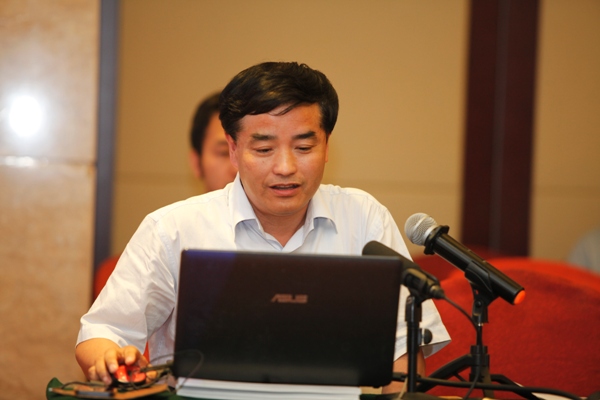 居閱時教授在第二屆國學造園主題論壇上發言