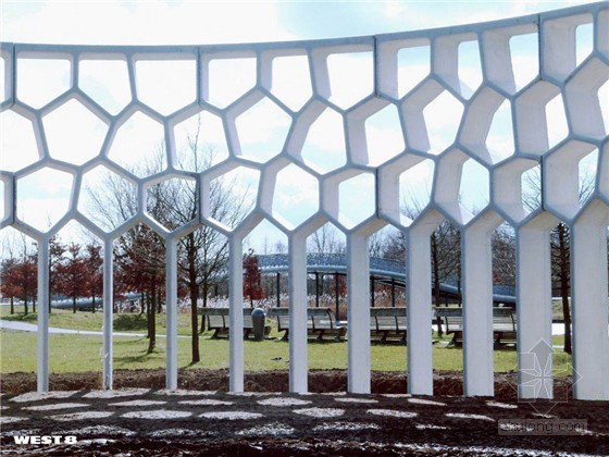 荷蘭馬克西姆公園蜂網(wǎng)狀長廊