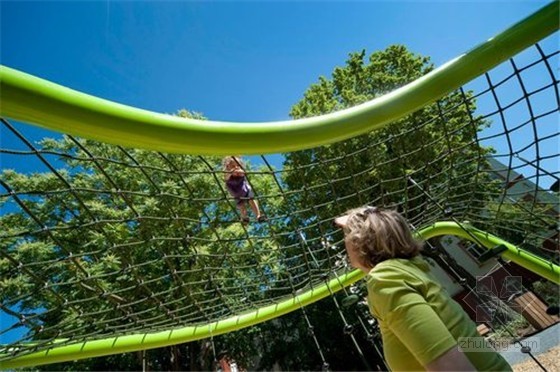 德國(guó)雕塑游樂(lè)場(chǎng)