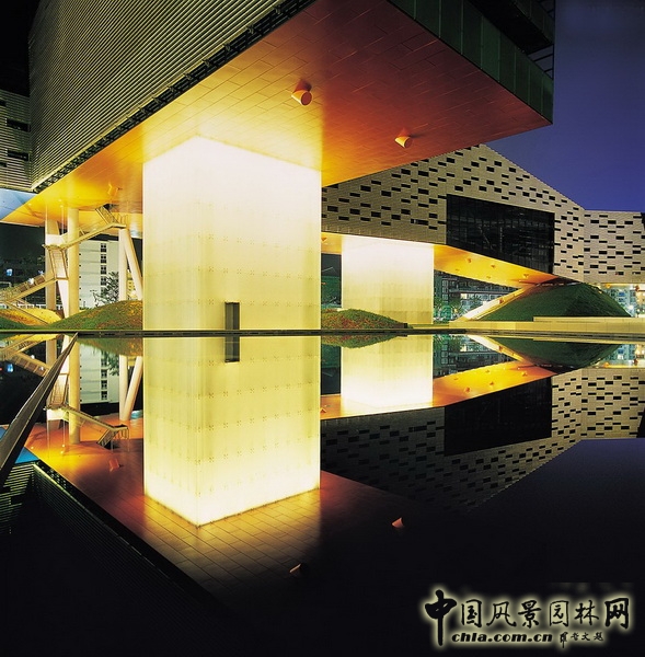 何小強(qiáng) 景觀設(shè)計 設(shè)計師 萬科中心 綠色建筑 中國風(fēng)景園林網(wǎng)