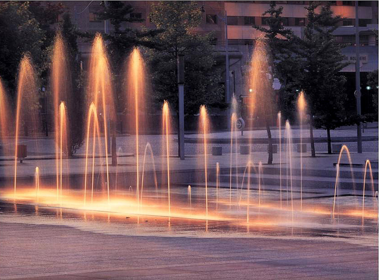 法國埃夫里人權廣場