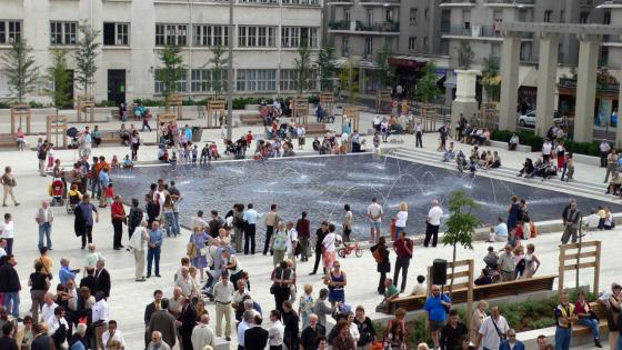 法國維勒班LazareGoujon廣場