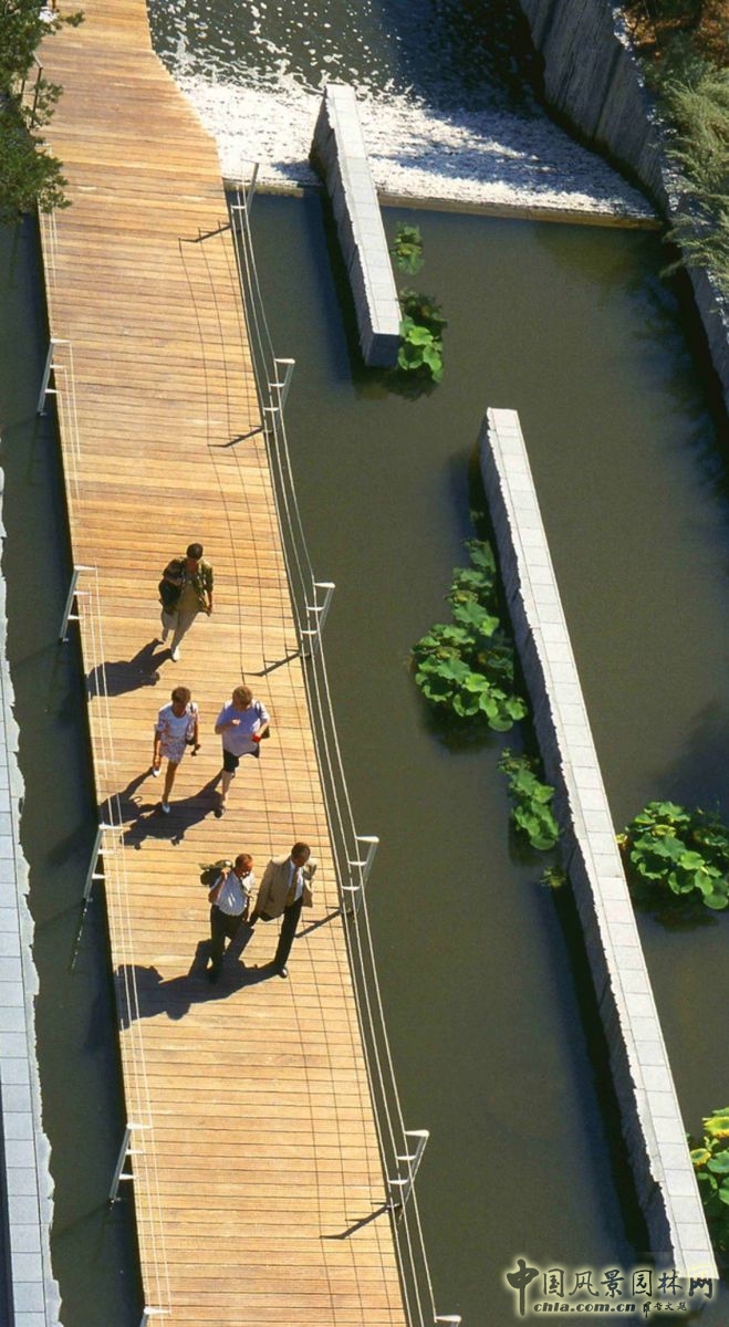 雷諾科技研發(fā)中心公園
