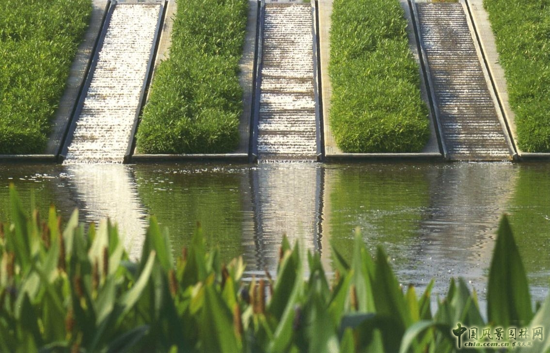 法國雷諾科技研發(fā)中心公園