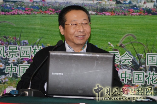 沈陽建筑大學建筑與規(guī)劃學院副院長姚宏韜