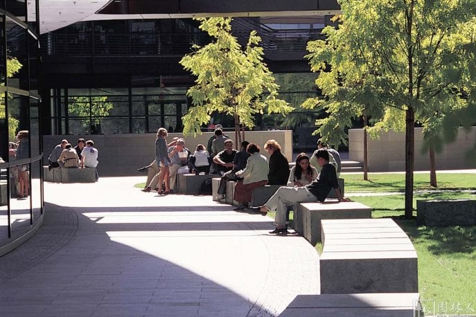 詹姆斯·H·克拉克中心