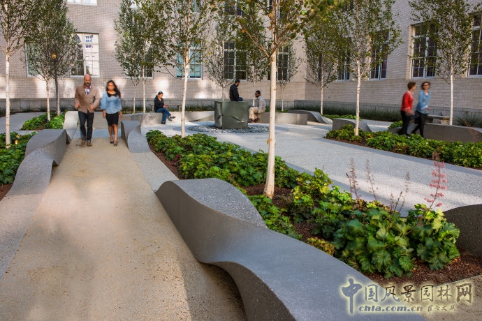 美國舊金山聯(lián)合廣場“絲帶”庭院