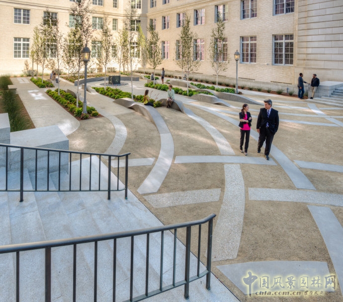 美國舊金山聯(lián)合廣場“絲帶”庭院