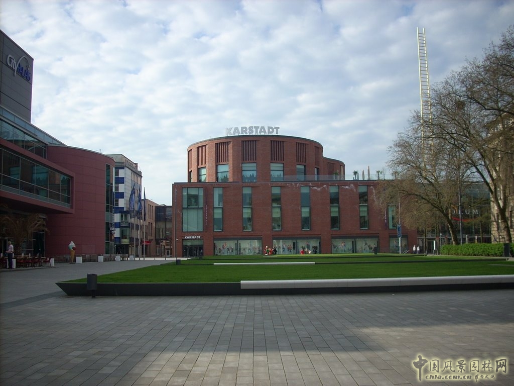 柯尼希—海因里希廣場