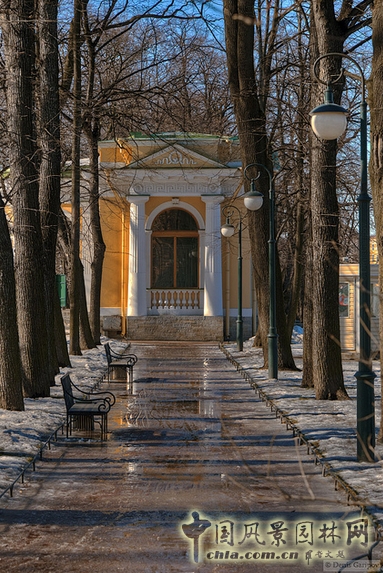 米哈伊洛夫斯基宮廷花園