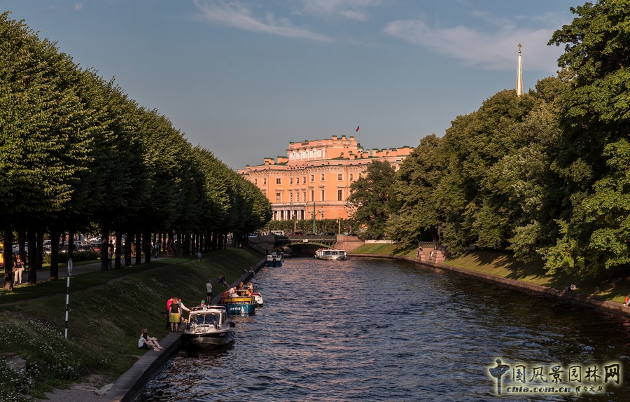 米哈伊洛夫斯基宮廷花園