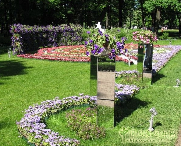 米哈伊洛夫斯基宮廷花園