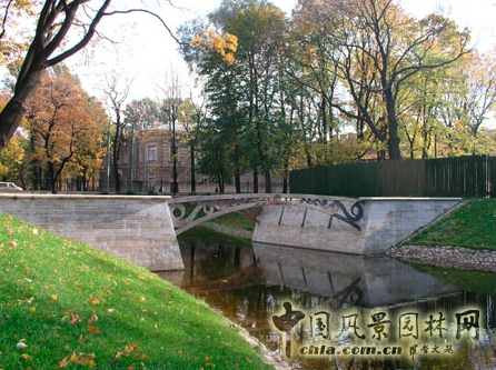 米哈伊洛夫斯基宮廷花園