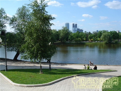 新圣母修道院及名人墓園