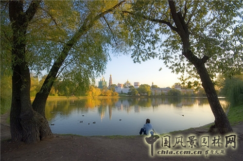 新圣母修道院及名人墓園