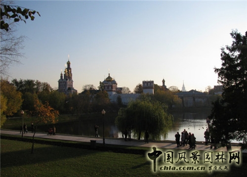 新圣母修道院及名人墓園