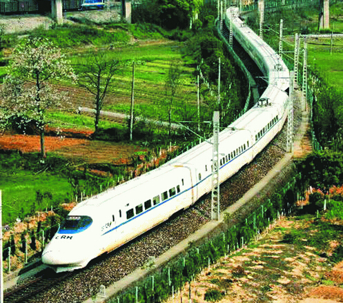 《意見》強調，鐵路用地及毗鄰區域土地要綜合開放利用。