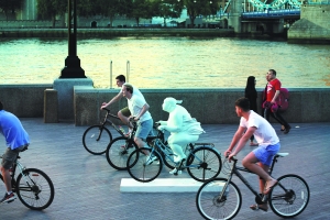 平民雕塑理應(yīng)自信“走入”公共空間