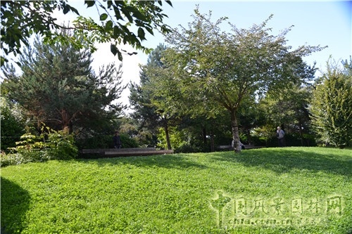 克里希?巴蒂尼奧勒公園