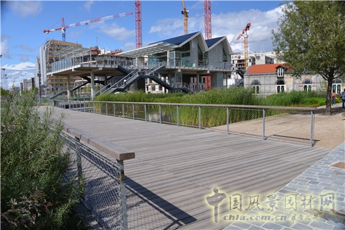 克里希?巴蒂尼奧勒公園