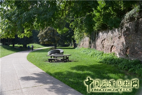 法國里爾星城防護(hù)