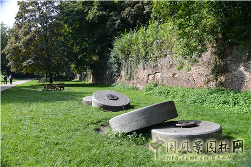 法國里爾星城防護(hù)