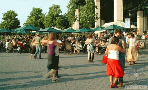 社交與文化的共存體 紐約南河濱公園