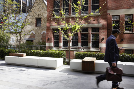 布魯克菲爾德廣場