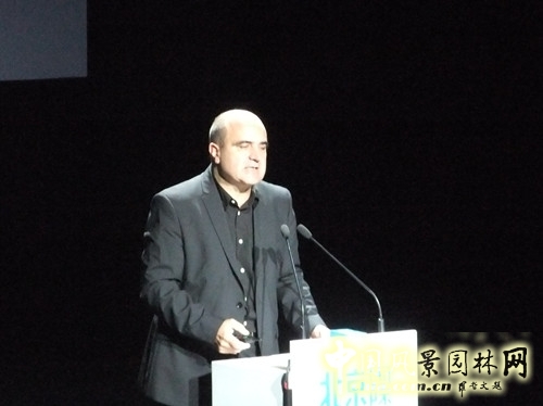 巴塞羅那市首席規劃師比森特·瓜里亞爾特