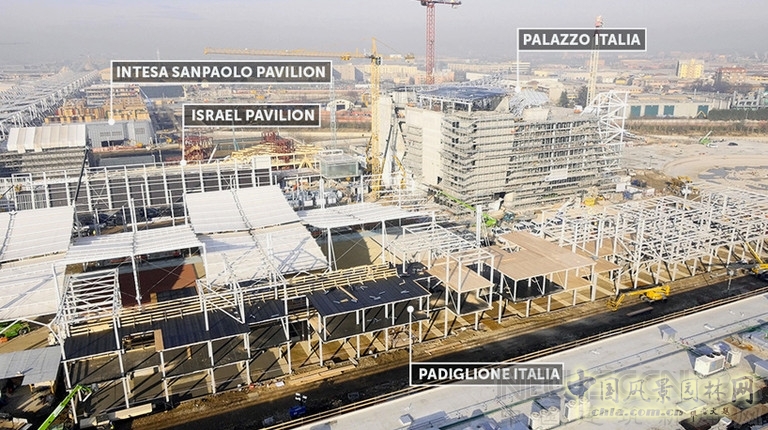 “湖上舞臺(the lake arena)”旁規模龐大的意大利館初具規模