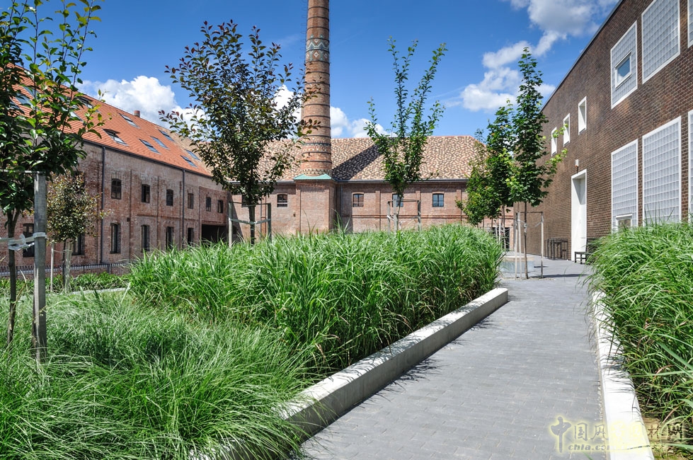 匈牙利佩奇Zsolnay工廠改造設計