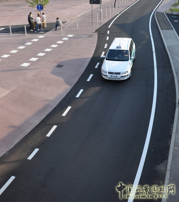 意大利帕多瓦火車站前廣場(chǎng)景觀設(shè)計(jì)