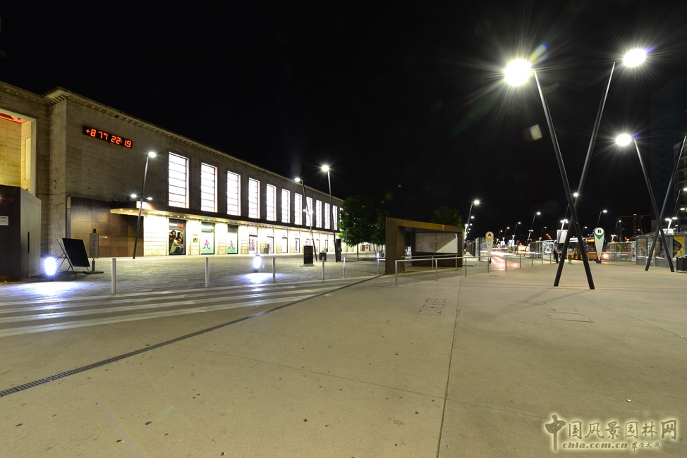 意大利帕多瓦火車站站前廣場