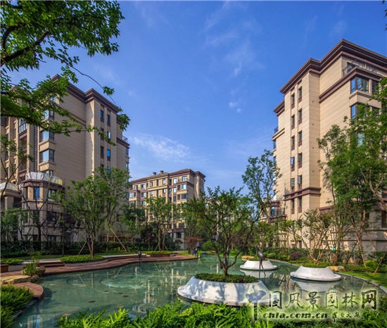 平和優(yōu)雅的人居美 藍調國際項目展示