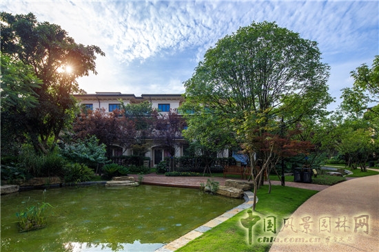 平和優(yōu)雅的人居美 藍(lán)調(diào)國際項目展示