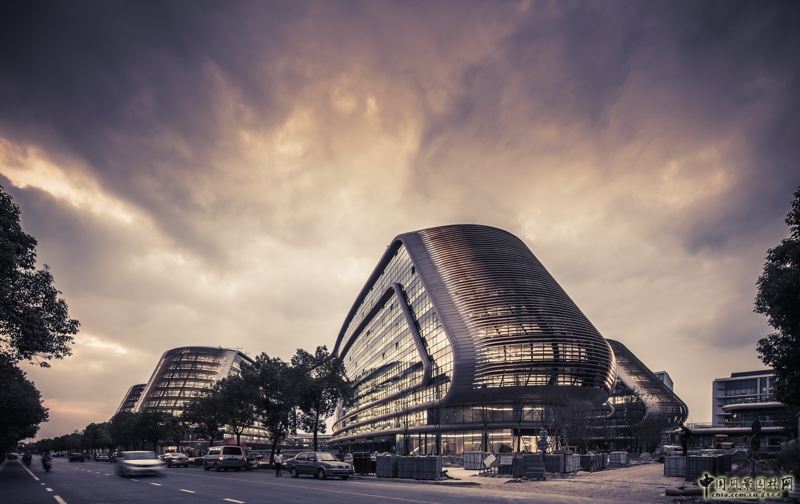 天妒英才 建筑界大師扎哈·哈迪德離世