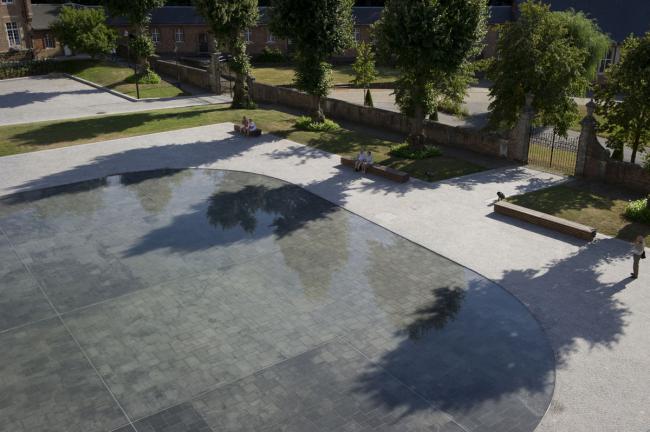 創(chuàng)造城市亮點(diǎn)：城市的新穎水景